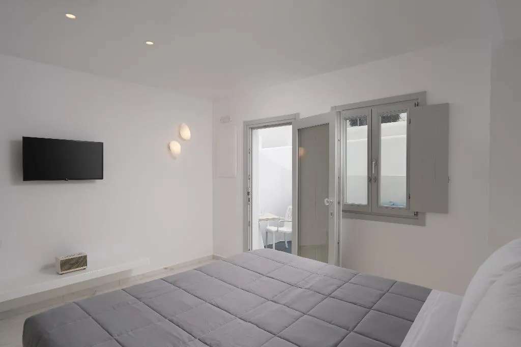 SUITE HONEYMOON Room, White Concept Caves, Santorini