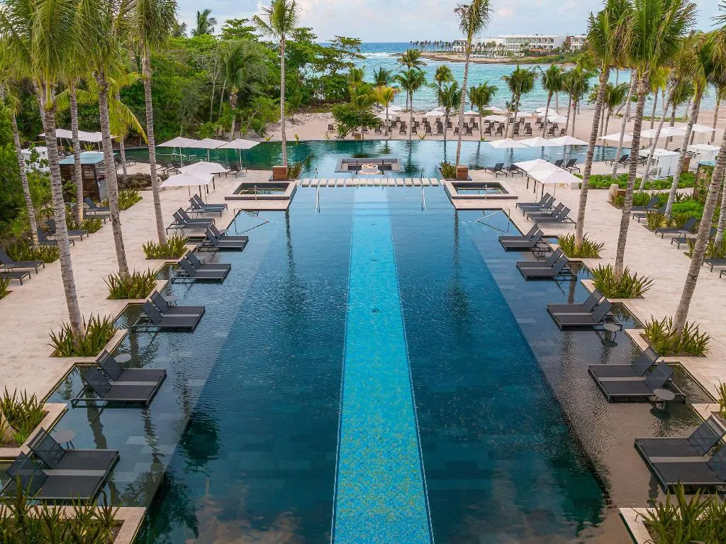 Pool, Conrad Tulum Riviera Maya, Cancun Area