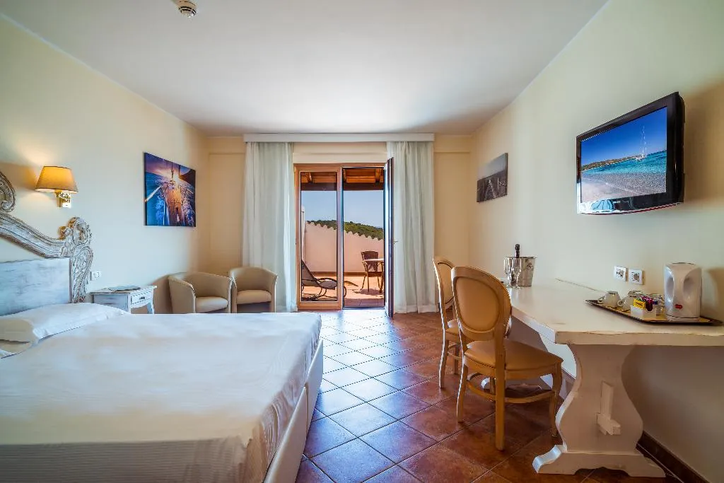 JUNIOR SUITE STANDARD Room, Hotel dP Olbia - Sardinia, Olbia