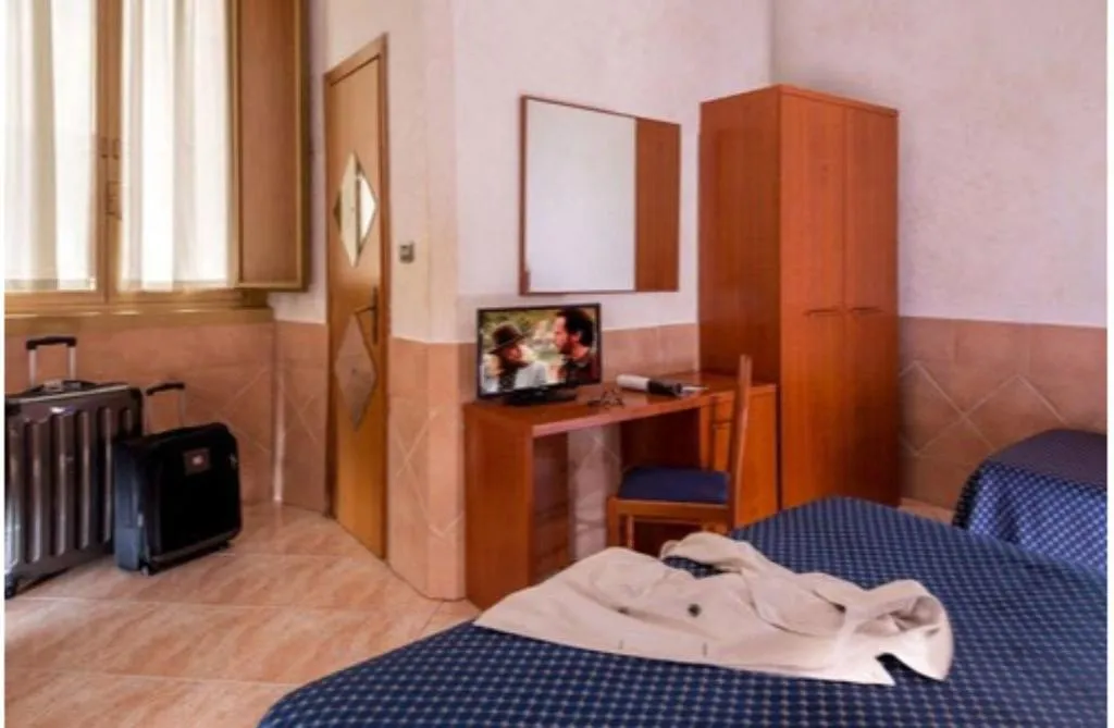 Room, Hotel Ciao, Naples