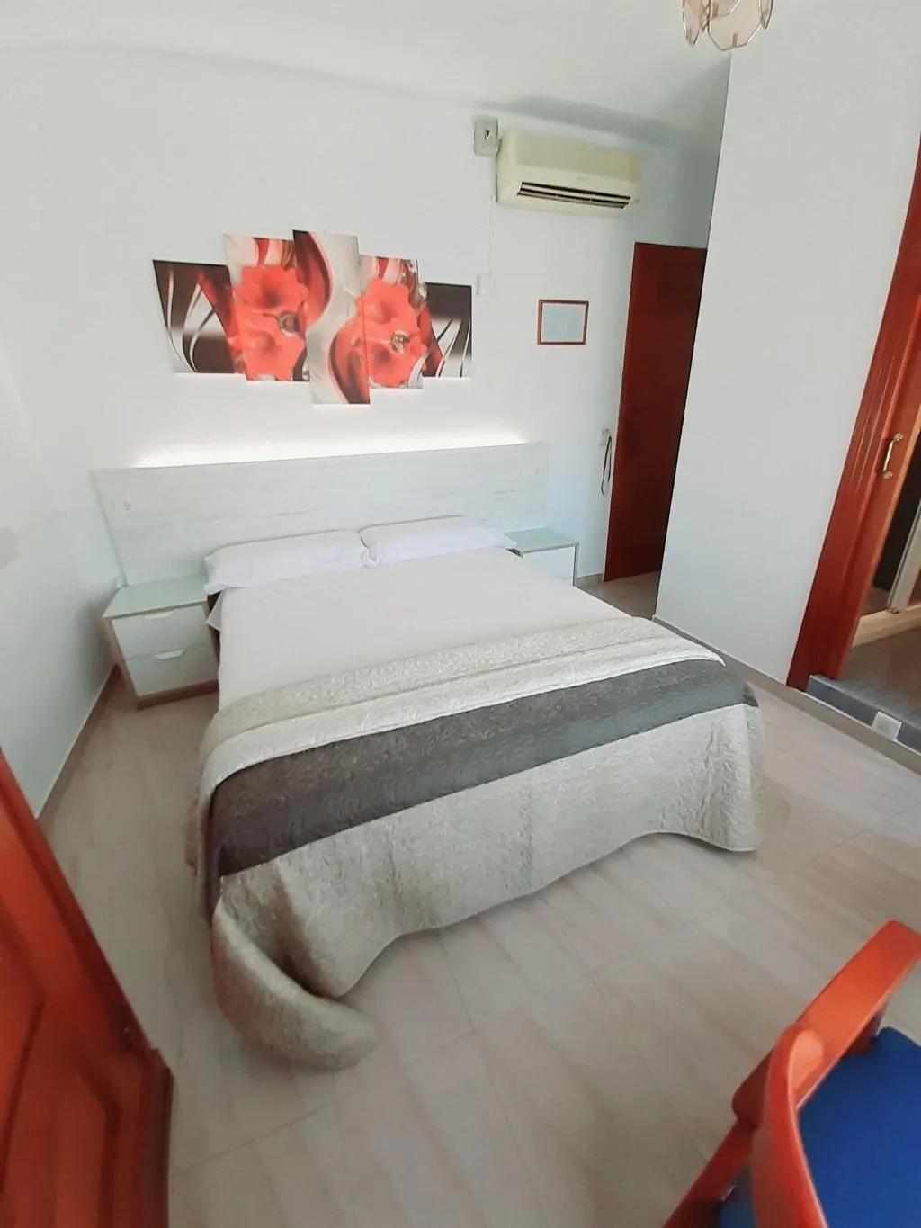 Room, Hostal Kokkola, Costa Del Sol