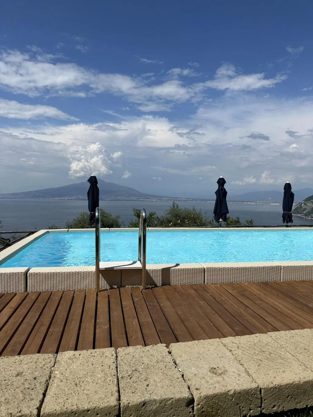 Pool, Torre Barbara, Naples
