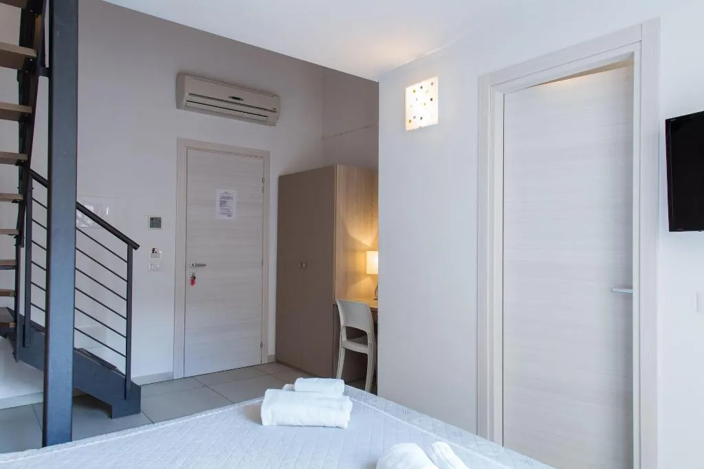 Room, Centrale B B, Florence