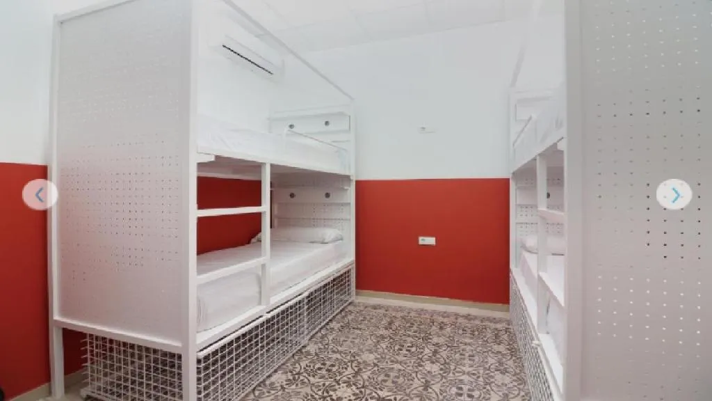 Bed in dormitory FEMALE ROOM Room, Feel Hostel City Center Malaga, Costa Del Sol