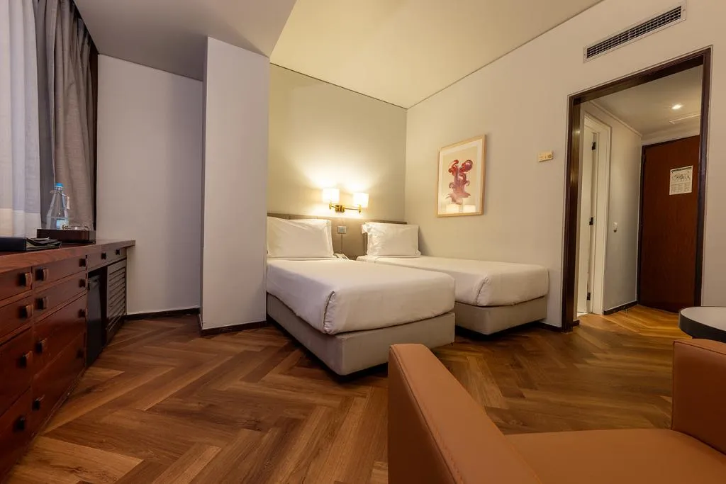 Room, Dom Carlos Park, Lisbon