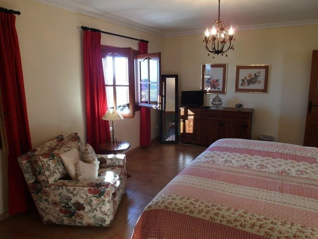 Room, Casa Roble B&B, Seville