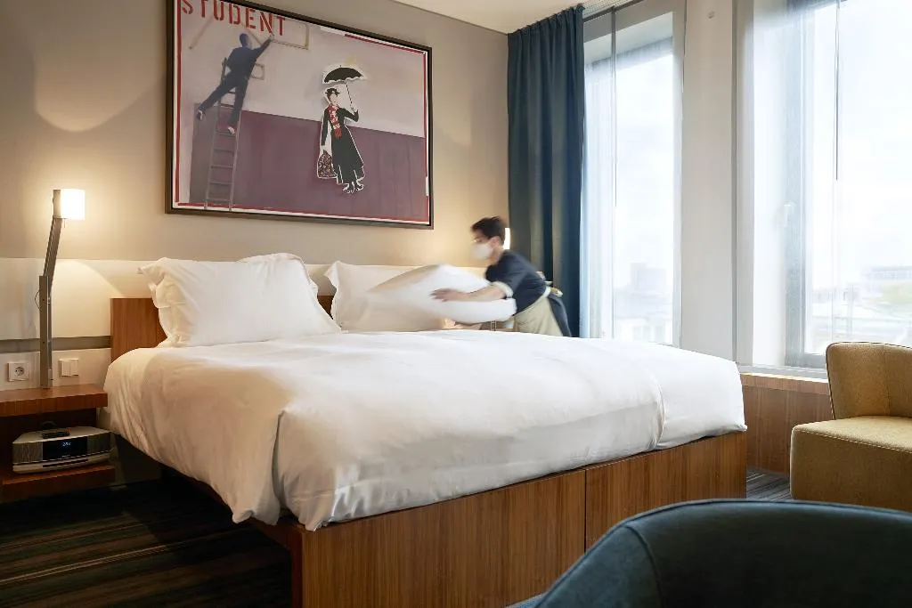 DOUBLE SINGLE USE SUPERIOR KING BED Room, Dorint Kurfürstendamm Berlin, Berlin