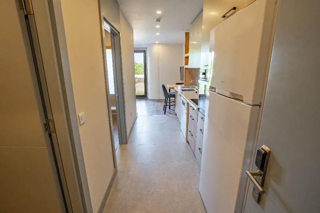 DOUBLE ONE BED Room, Lara Mari̇Ne Homes, Antalya