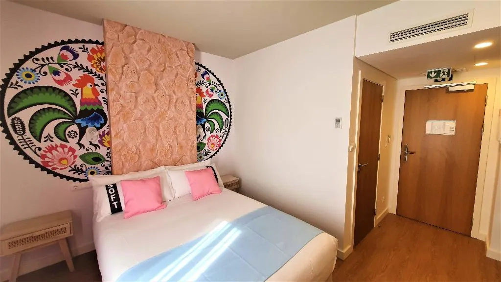 DOUBLE SINGLE USE STANDARD Room, Casual Raizes Porto, Porto