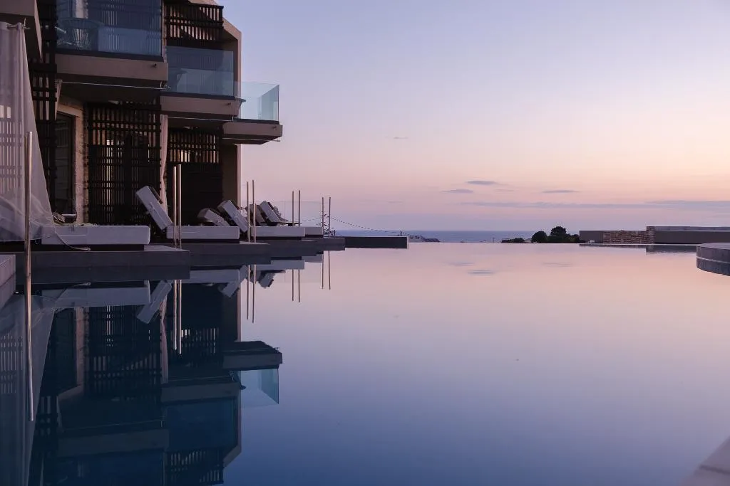 Pool, King Jason Zante – Designed For Adults, Zante