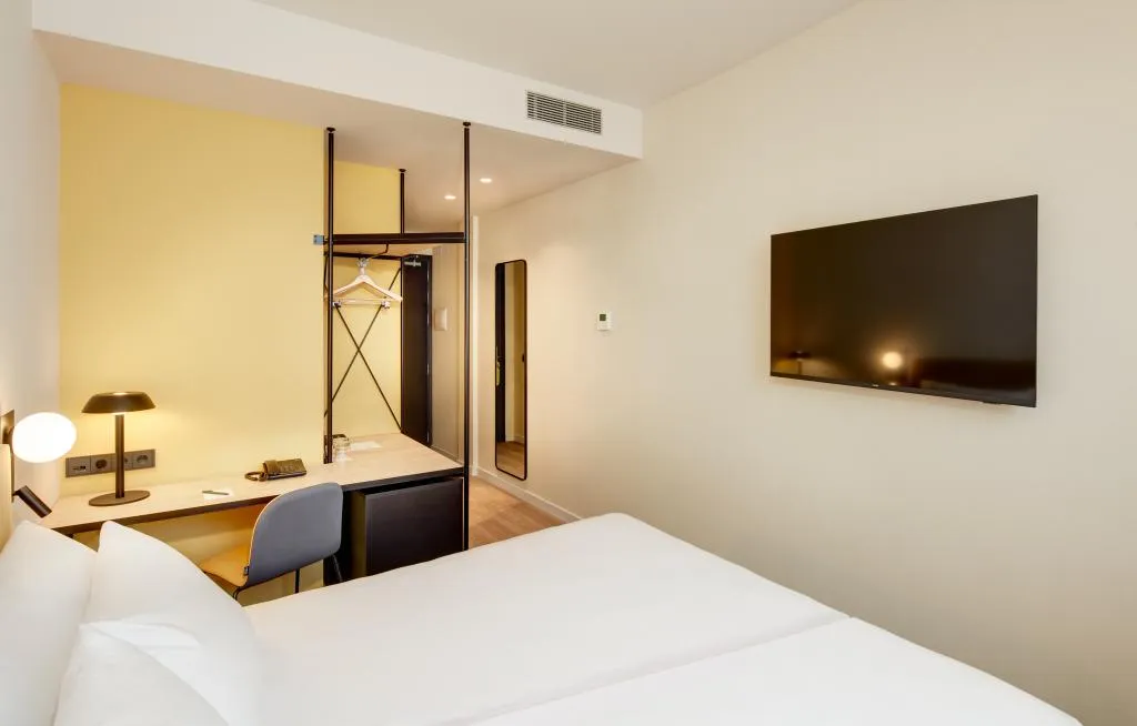 TWIN CLASSIC Room, Sercotel Barcelona El Prat, Barcelona