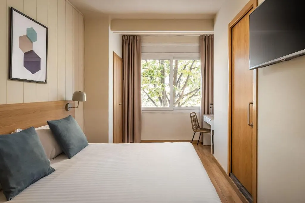 DOUBLE STANDARD Room, Erba By Pillow, Costa Brava