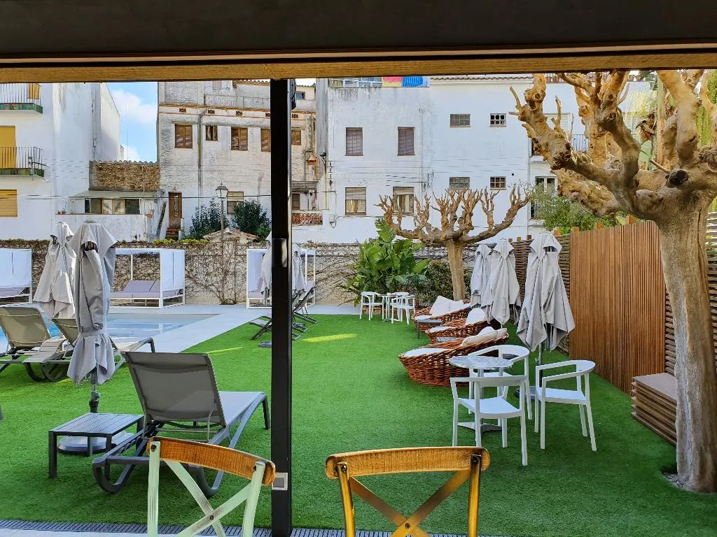 Terrace, Windsor, Costa Brava