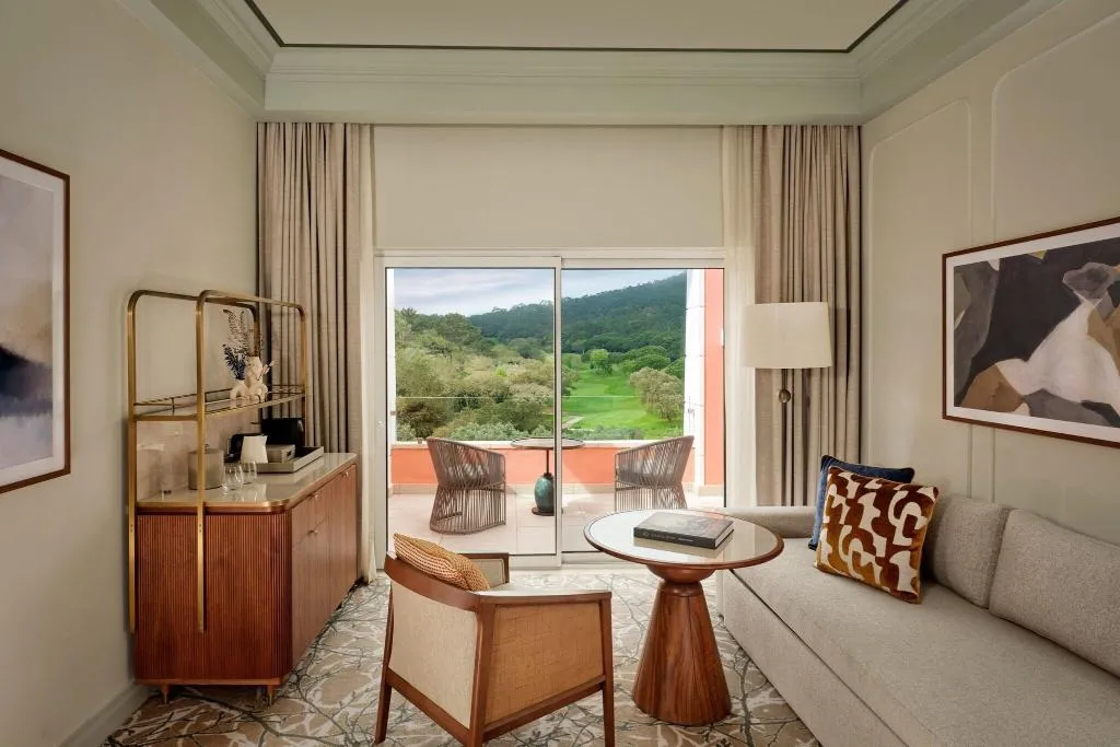 Room, Penha Longa, Lisbon