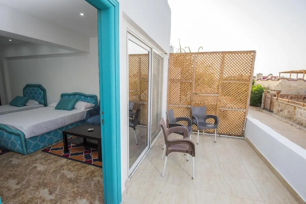 Room, Lilly Rooms And Studios, Red Sea Riviera