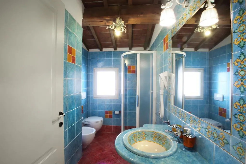 APARTMENT CAPACITY 4 ONE BEDROOM Room, Villa Lucrezia Firenze, Florence