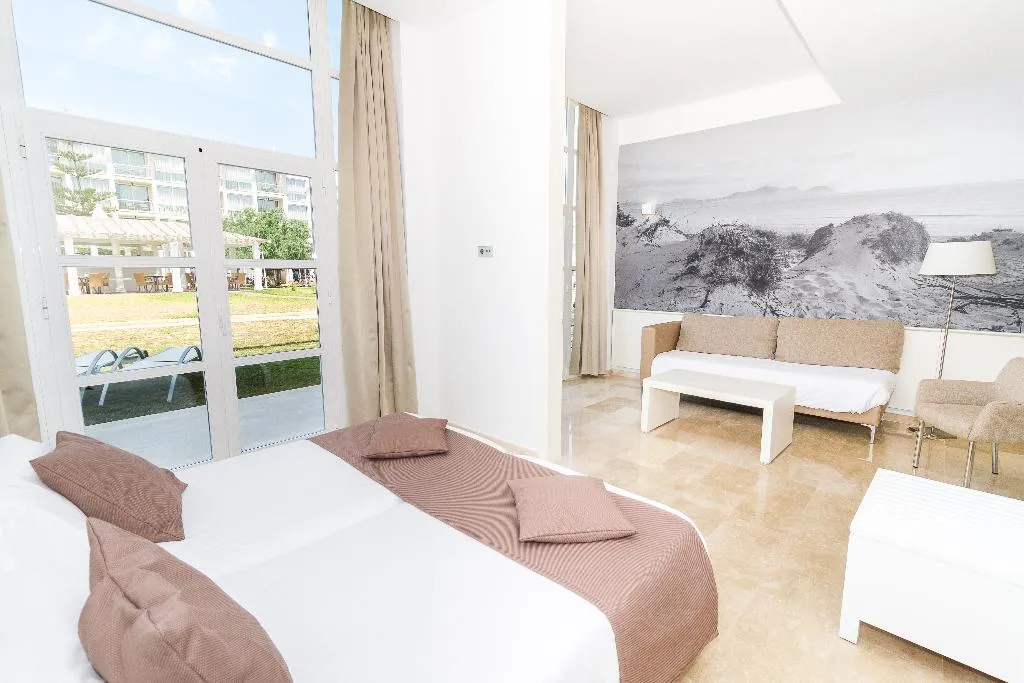 JUNIOR SUITE STANDARD Room, Zafiro Alzinar Mar, Majorca