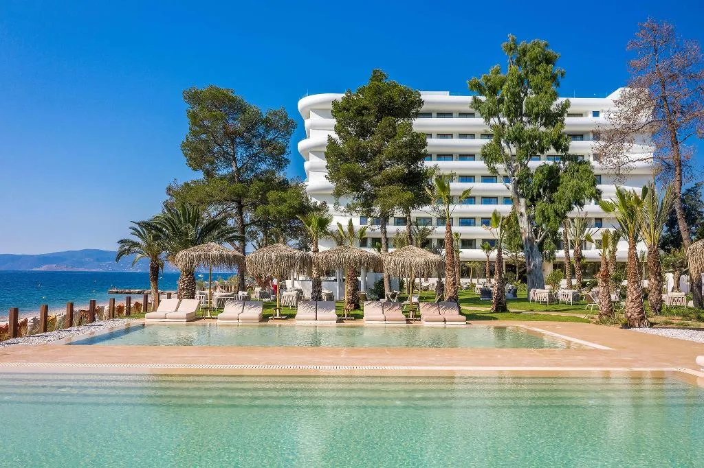 Pool, Isla Brown Corinthia Resort & Spa, Curio Collect, Athens