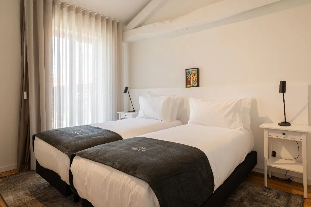 APARTMENT TWO BEDROOMS Room, CasaNova Farmhouse, Porto