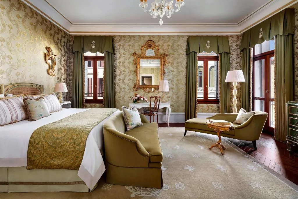 Room, The Gritti Palace, a Luxury Collection Hotel, Venice