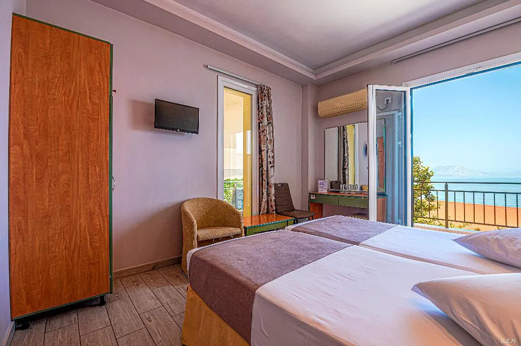 TRIPLE SEA VIEW Room, Castella Beach, Athens