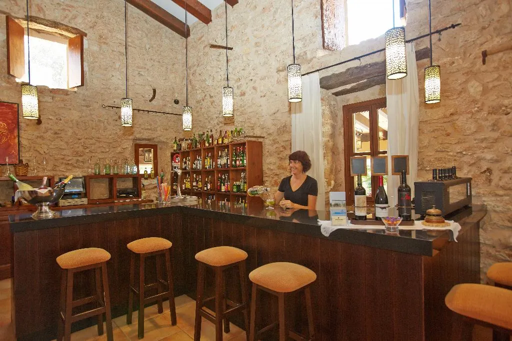 Bar, Hotel Son Trobat Wellness&Spa, Majorca