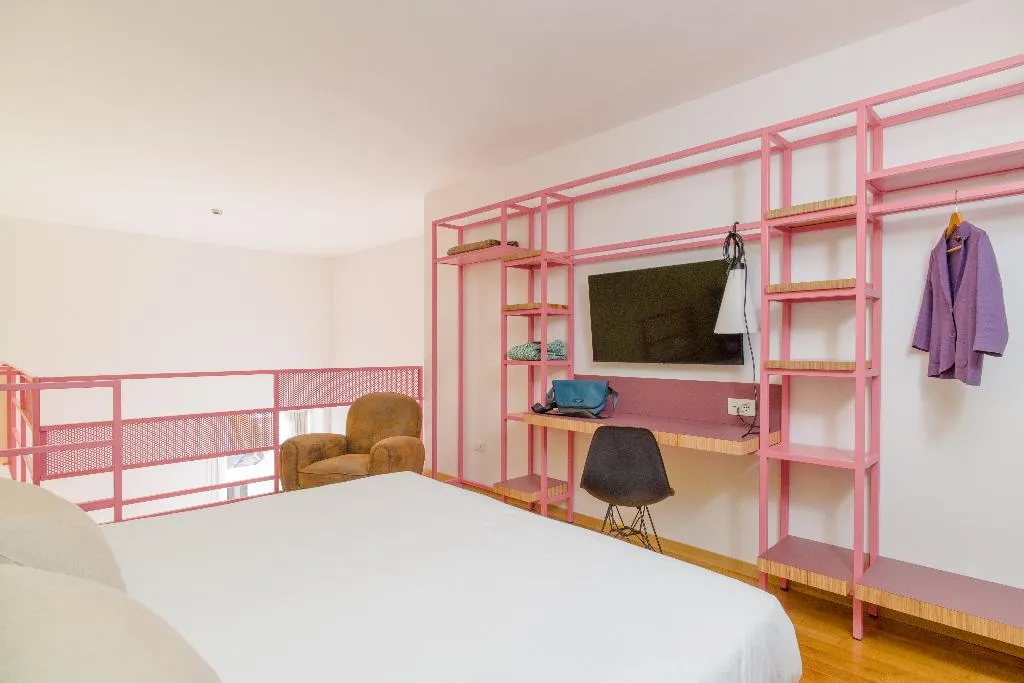 FAMILY ROOM STANDARD Room, Piazza Bellini, Naples