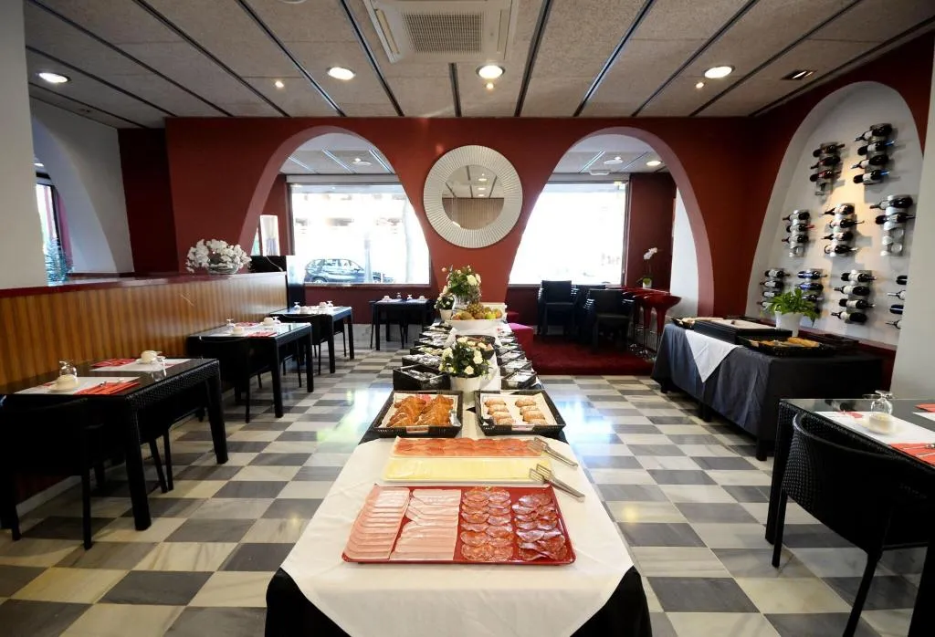 Restaurant, Hotel Pinar Del Mar, Costa Brava