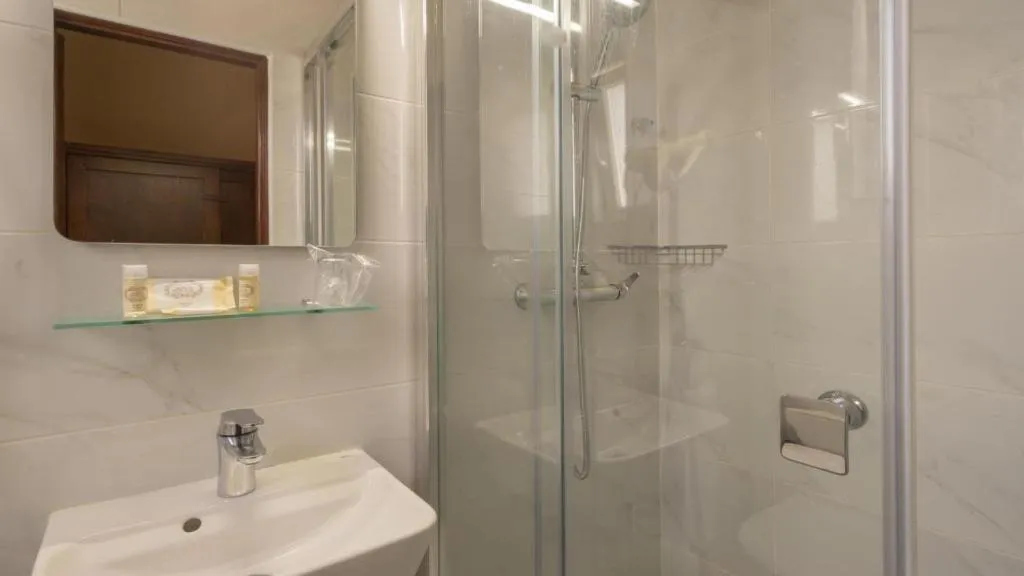Double or Twin STANDARD Room, Pao de Acucar Hotel, Porto