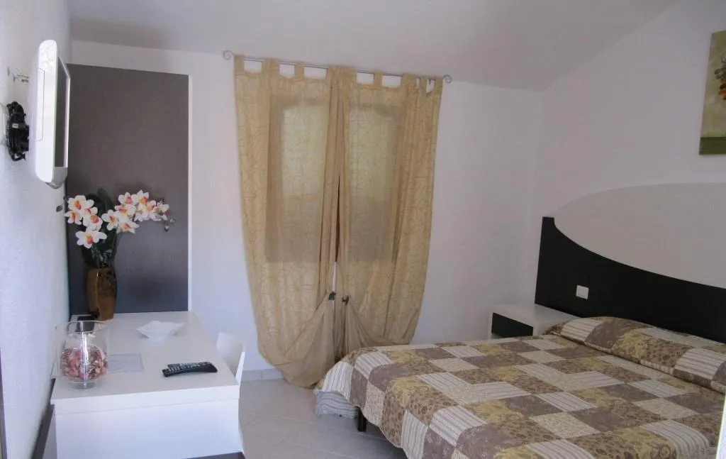 Room, Residence Olbia, Olbia