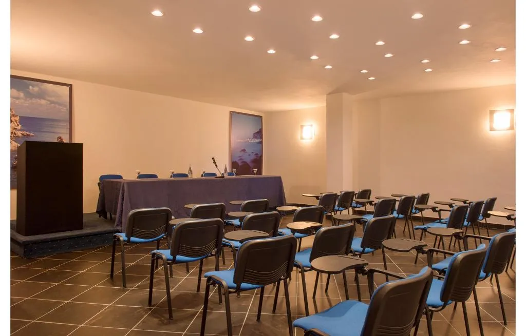 Conferences, Alberi Del Paradiso, Palermo