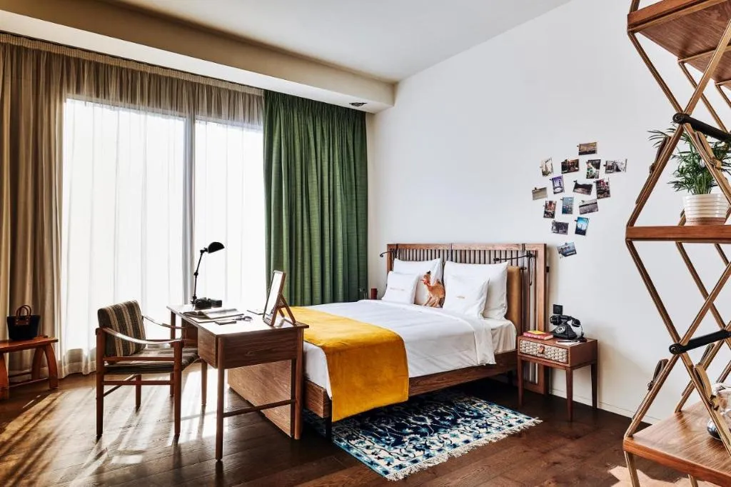 SUITE STANDARD Room, 25hours Hotel Dubai One Central, Dubai