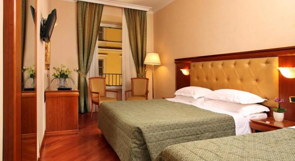 TRIPLE STANDARD Room, Serena, Rome