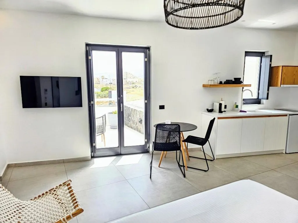 Room, MyLithos Suites, Santorini