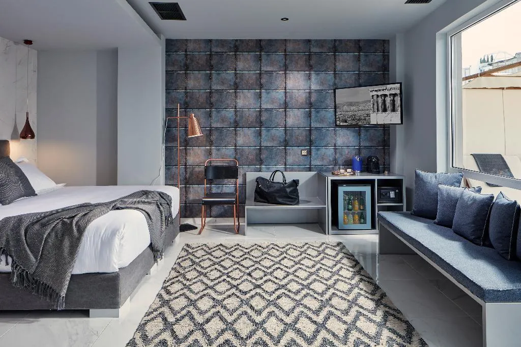 SUITE DELUXE Room, 18 Micon Street, Athens
