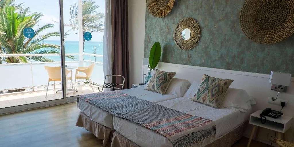 Room, Subur Maritim, Costa Brava