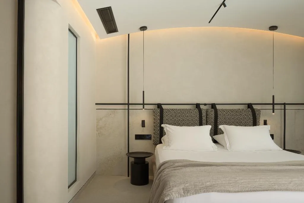 SUITE basement Room, Theartemis Palace, Crete