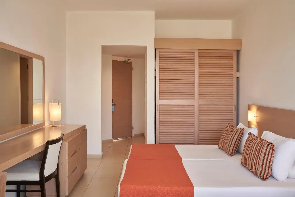 Double or Twin GARDEN VIEW Room, Atlantica Kolymbia Beach, Rhodes