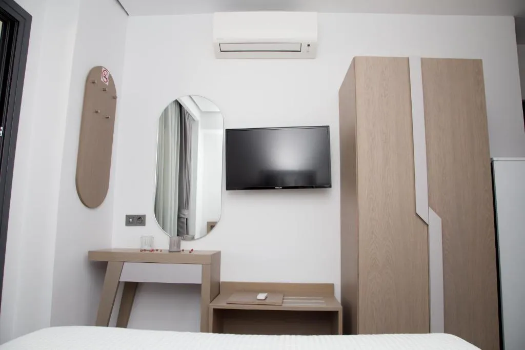 DOUBLE BASIC Room, Amalia Rooms Sea View, Thessaloniki