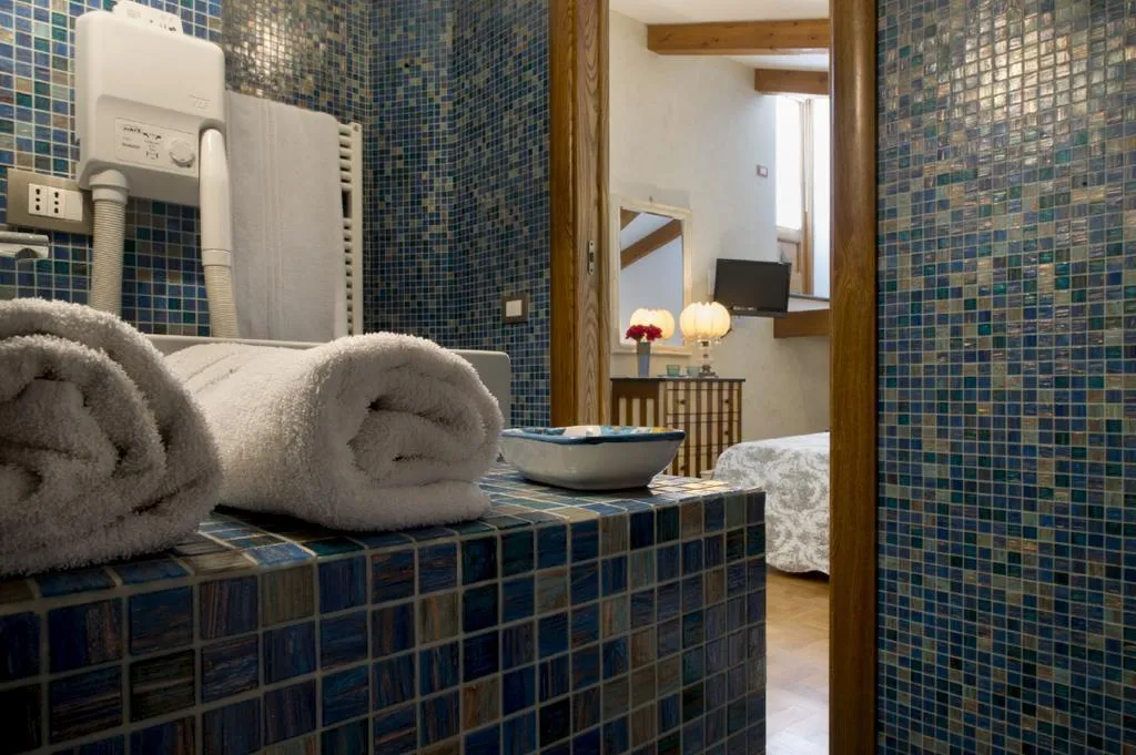 QUADRUPLE SUPERIOR Room, Lubra Casa Relax, Naples