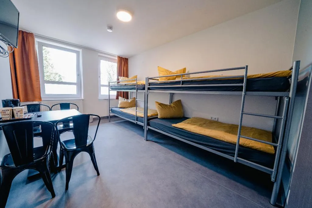 STUDIO CAPACITY 4 Room, NEOHOSTEL Berlin, Berlin