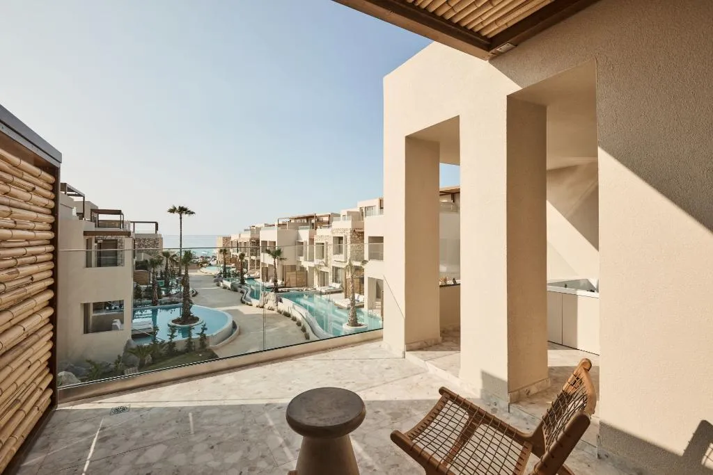 SUITE WITH JACUZZI Room, Uzenie All Suites Boutique Resort, Crete