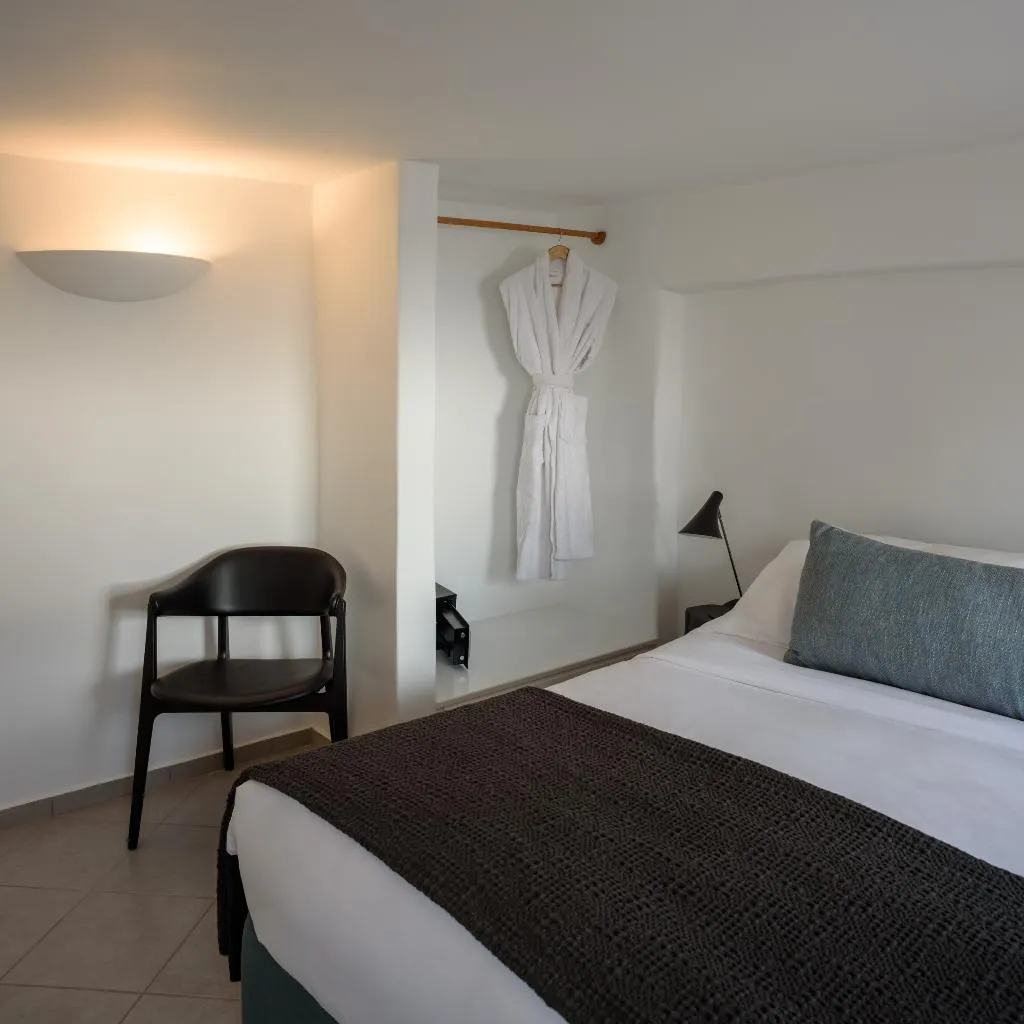 VILLA WITH JACUZZI Room, Panorama Suites, Santorini