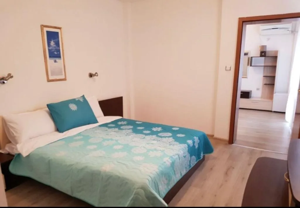 STUDIO TWO DOUBLE BEDS ONE BEDROOM  Room, Hotel Aqua Ravda, Bourgas
