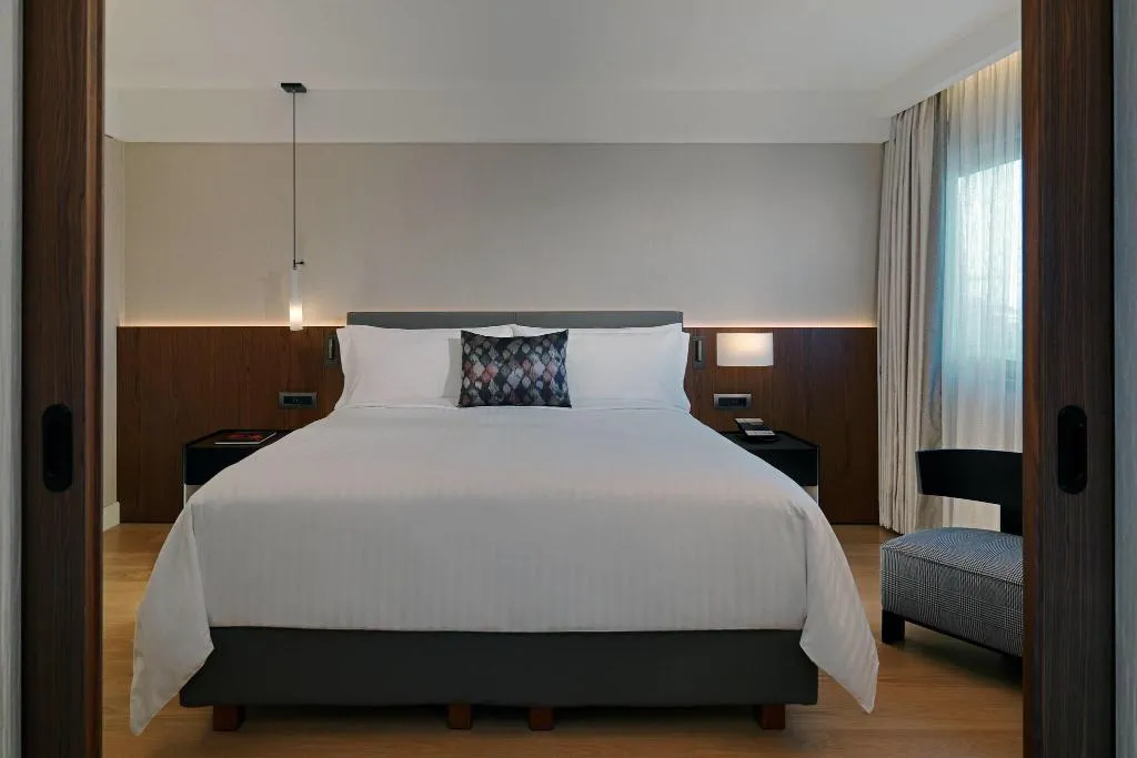 Room, Athens Marriott Hotel, Athens