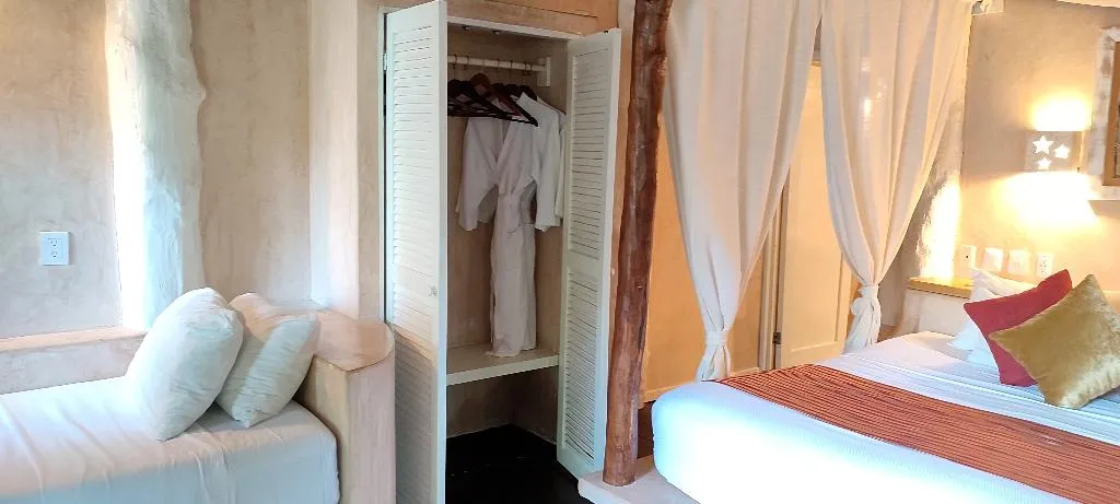 SUITE OCEAN VIEW Room, Villa Las Estrellas Tulum - located at party zone, Cancun Area