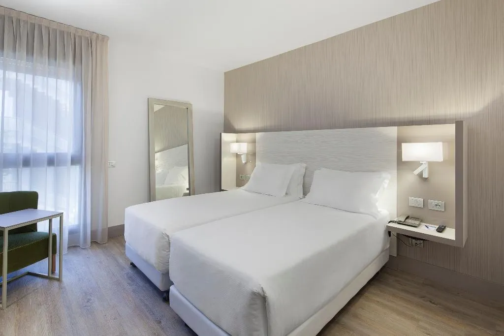 DOUBLE STANDARD Room, NH Milano Congress Centre, Milan