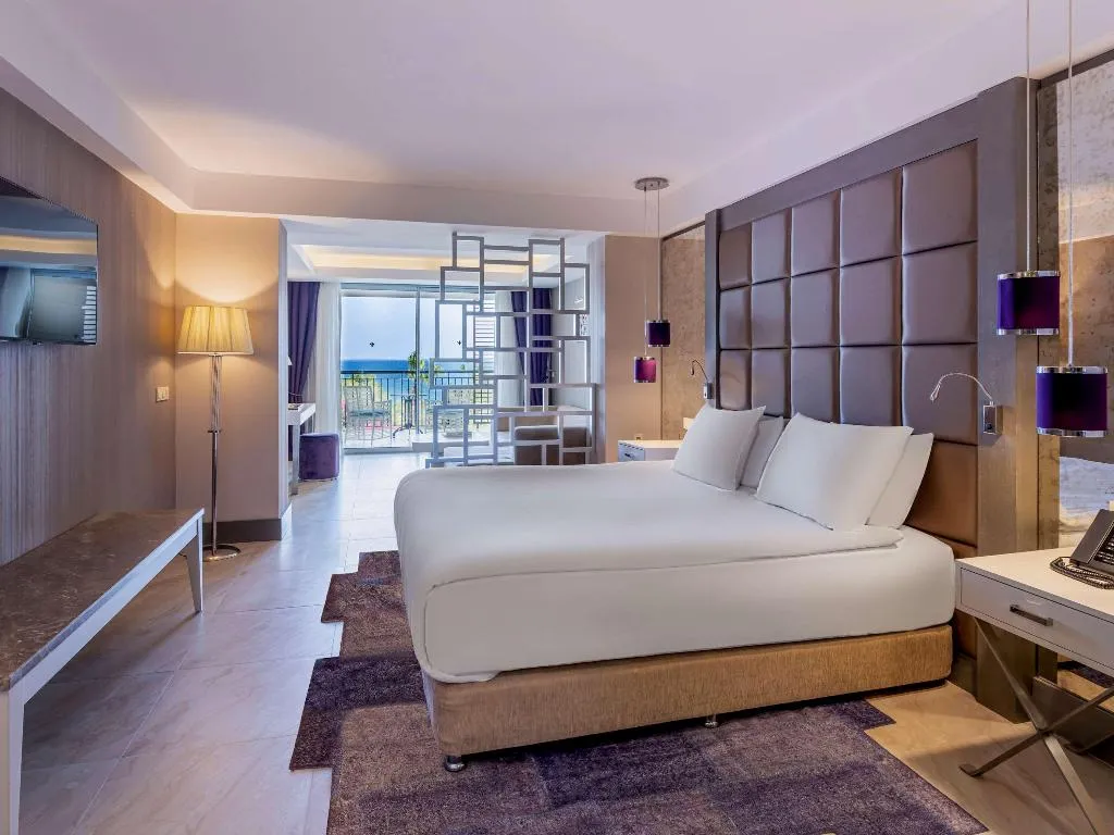 DOUBLE SINGLE USE DELUXE SEA VIEW Room, TUI Magic Life Rixos Beldibi +16, Antalya