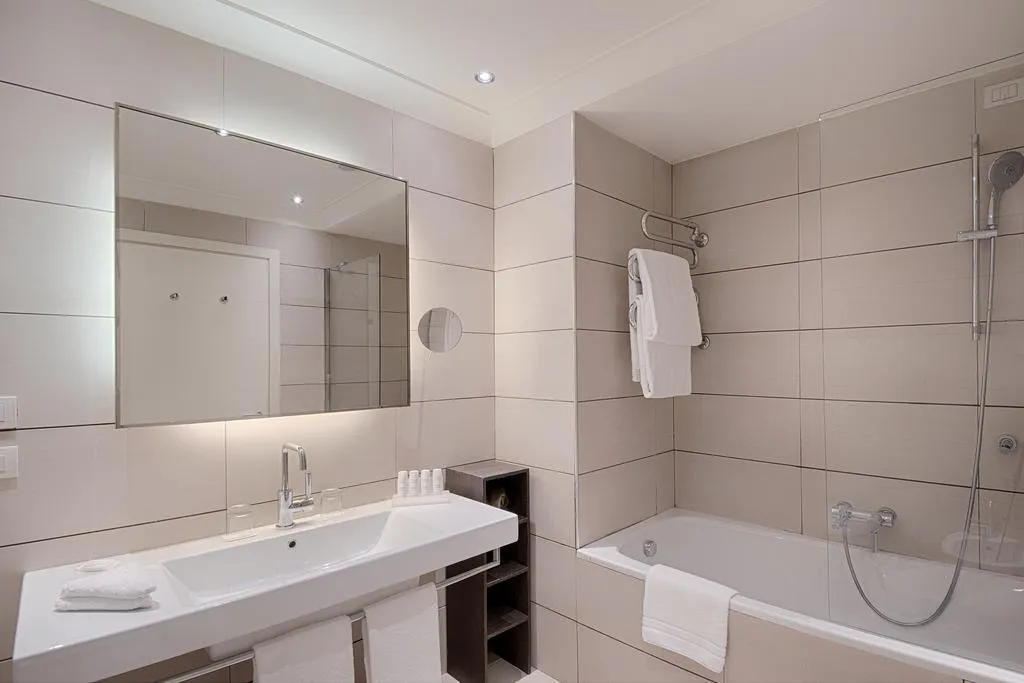 Room, Radisson Blu Hotel, Milan