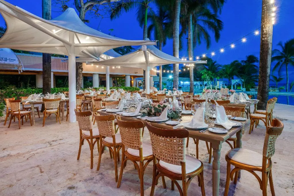 Terrace, Puerto Aventuras Beach Resort, Cancun Area